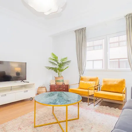 Ybh Urzaiz 33-35, 1 Apartman *